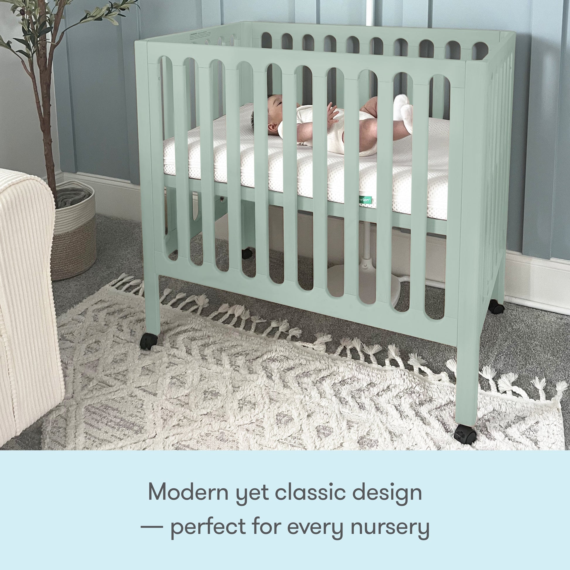 Newton Galileo Mini Crib with Newton Mattress