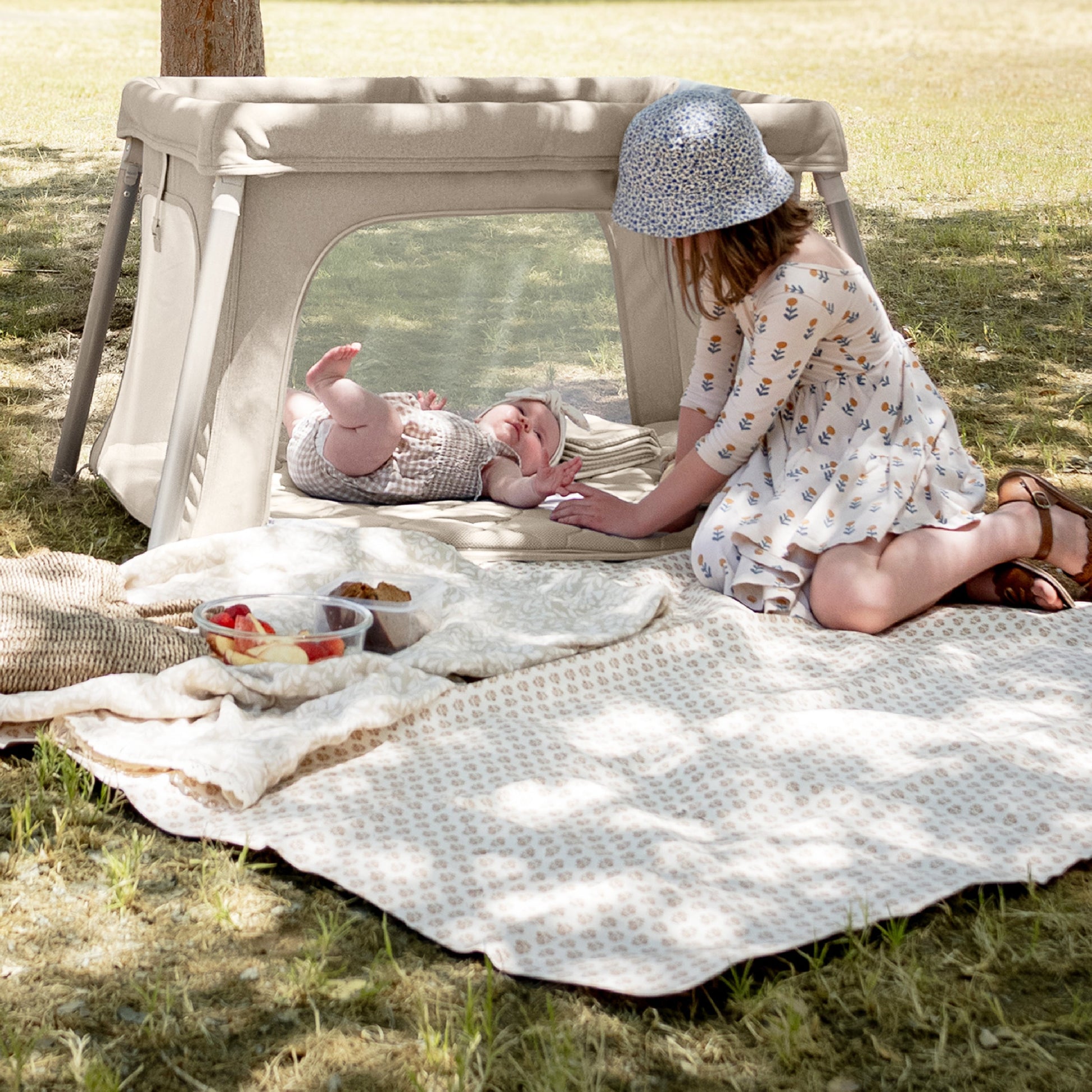 Compact Travel Crib & Play Yard