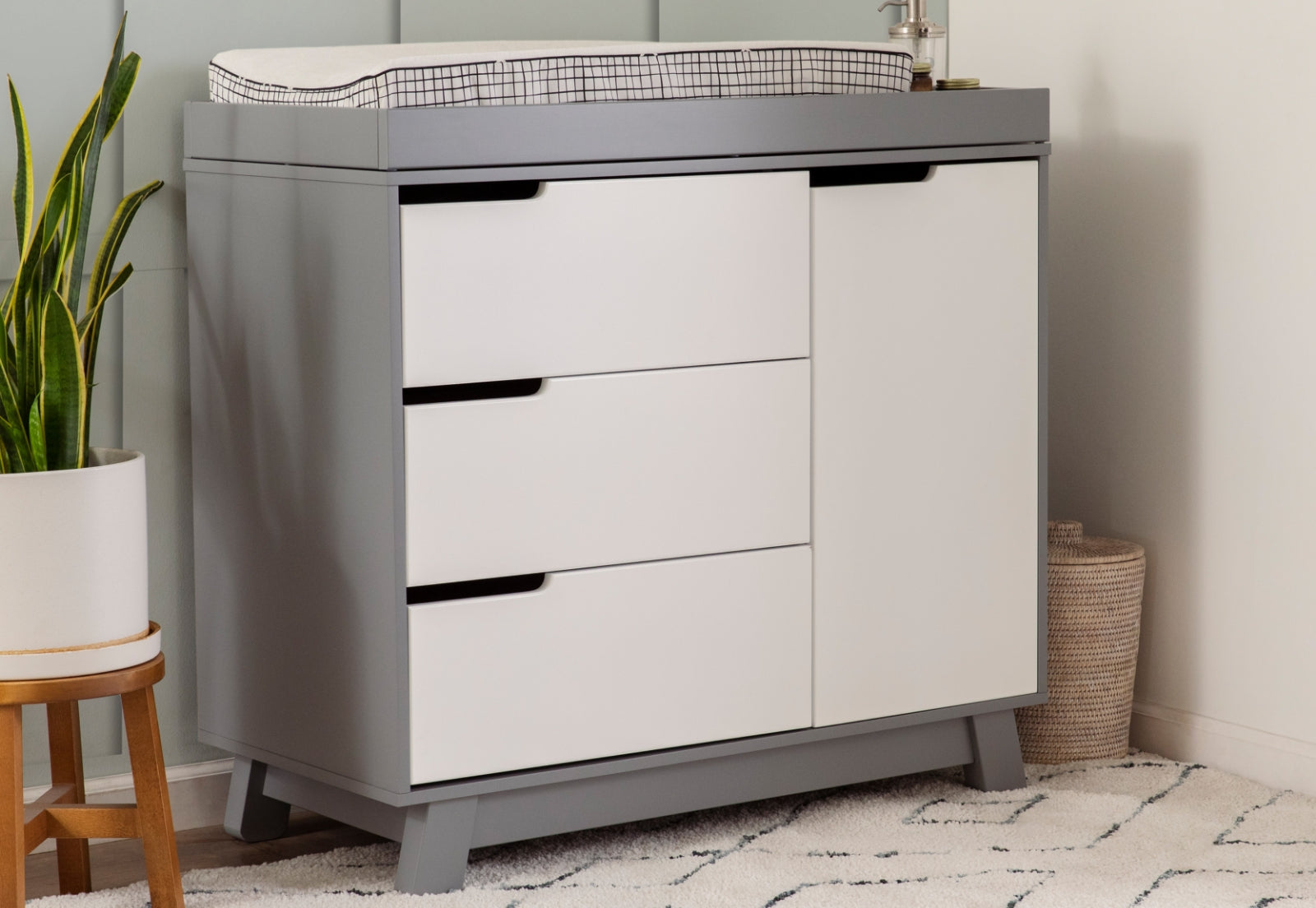 Hudson 3-Drawer Changer Dresser